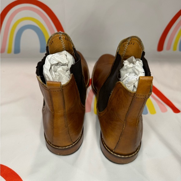 Italian Leather Chelsea Boots - Picture 3 of 5